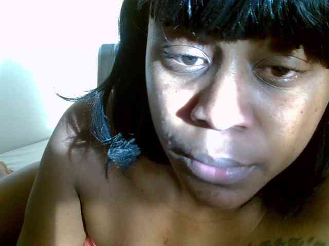 LAYLAAH webcam