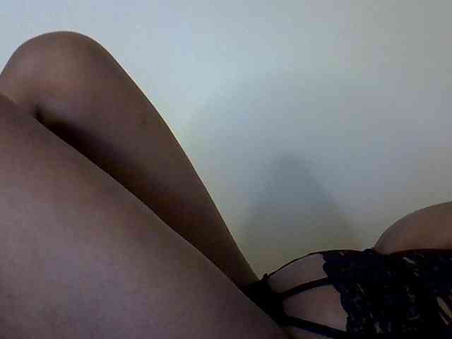 LAYLAAH webcam
