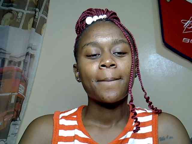 LAYLAAH webcam