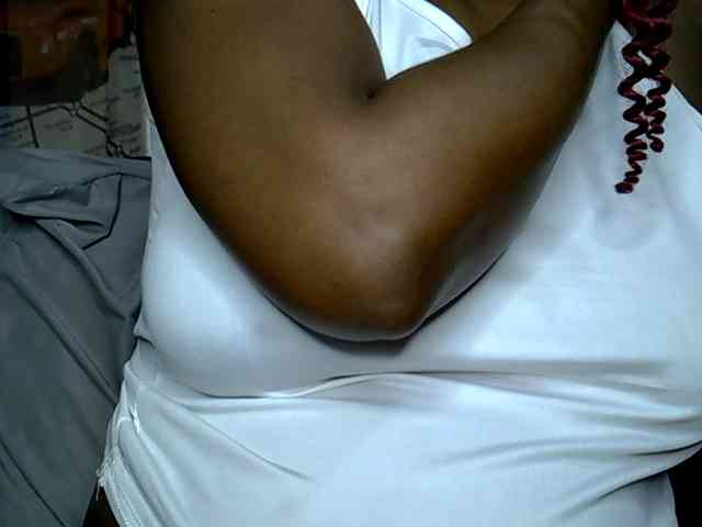 LAYLAAH webcam