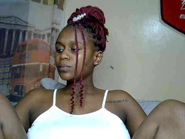 LAYLAAH webcam