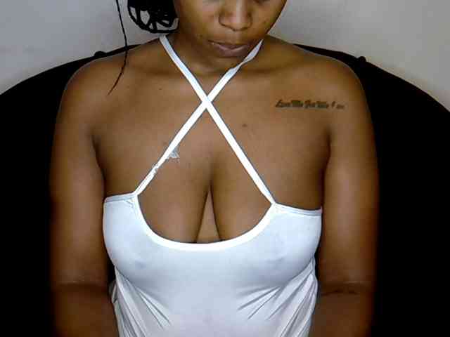 Model: SquirtLaylaah