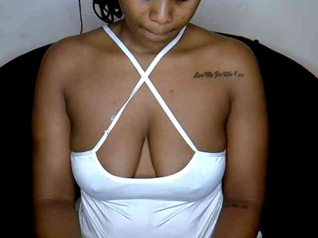 Model: SquirtLaylaah
