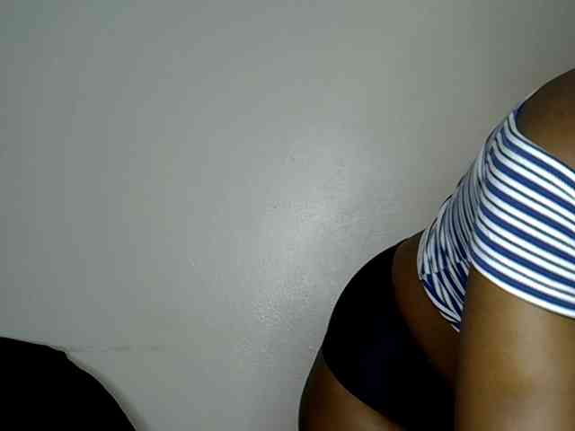 Model: SquirtLaylaah