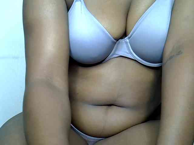Model: SquirtLaylaah