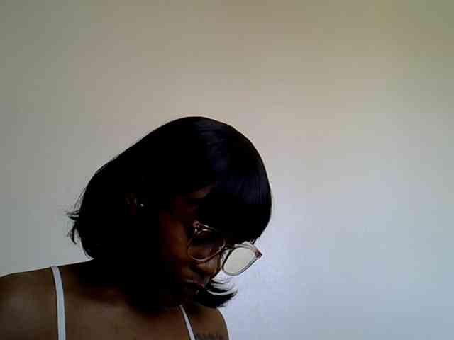 LAYLAAH webcam