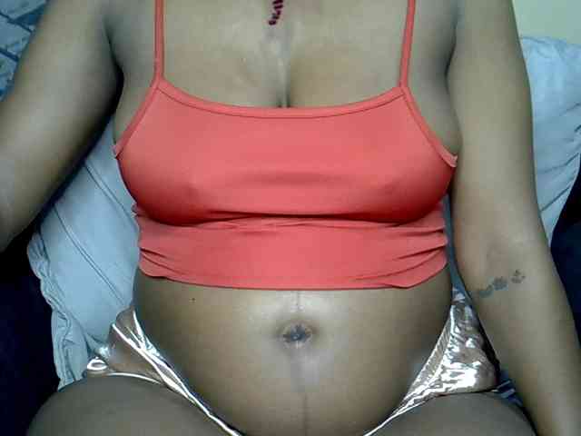 Modella: LAYLAAH
