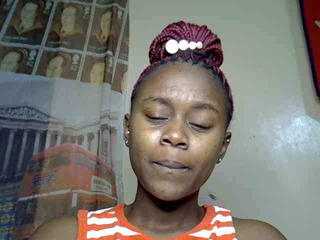 LAYLAAH webcam