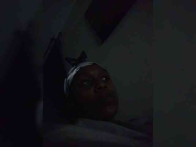 LAYLAAH webcam