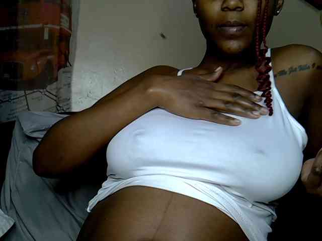 LAYLAAH webcam
