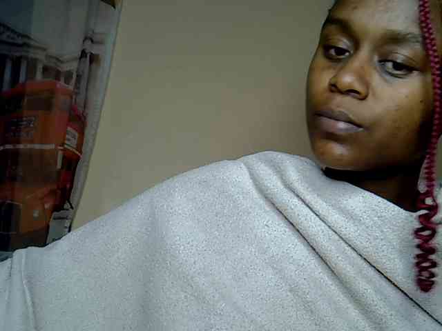 LAYLAAH webcam