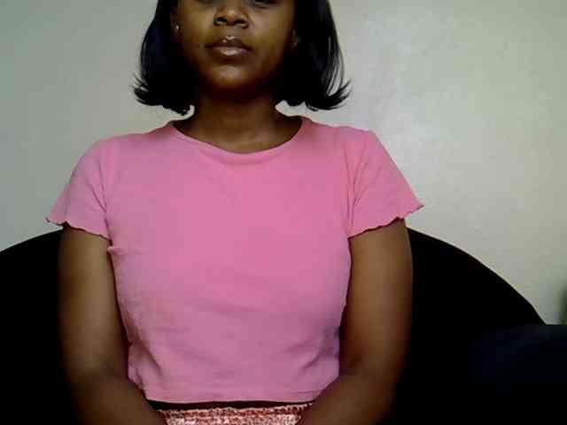 LAYLAAH webcam