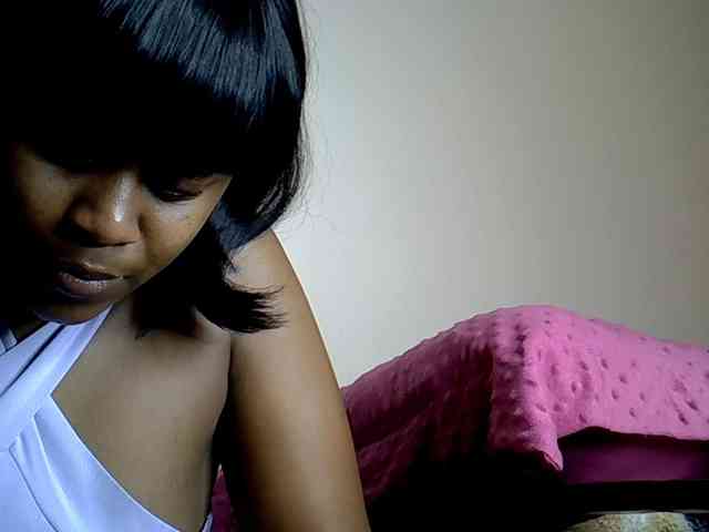 LAYLAAH webcam