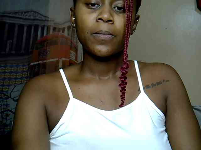 LAYLAAH webcam