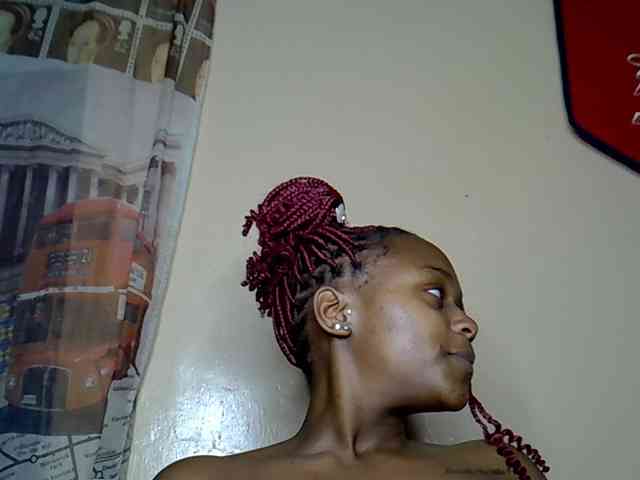 LAYLAAH webcam