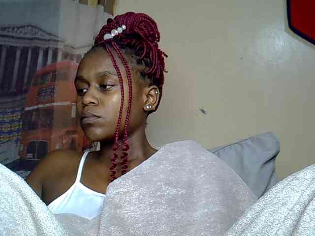 LAYLAAH webcam