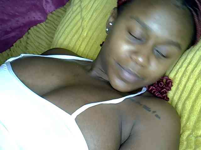 LAYLAAH webcam