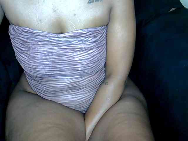 Model: SquirtLaylaah