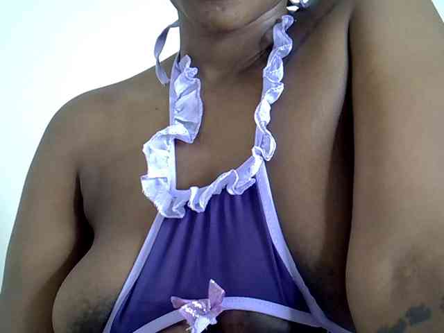 LAYLAAH webcam