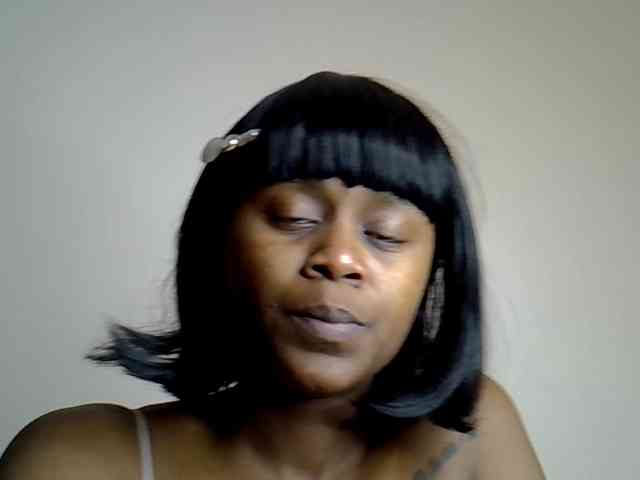 LAYLAAH webcam