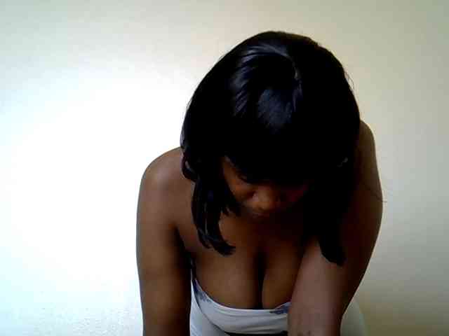 LAYLAAH webcam