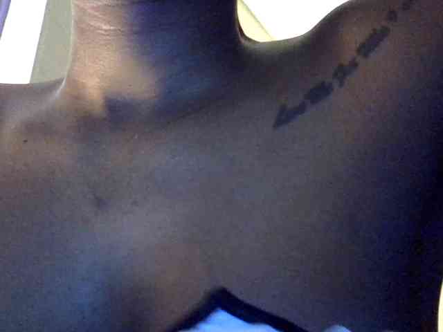 LAYLAAH webcam