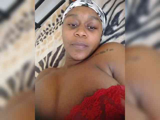 LAYLAAH webcam
