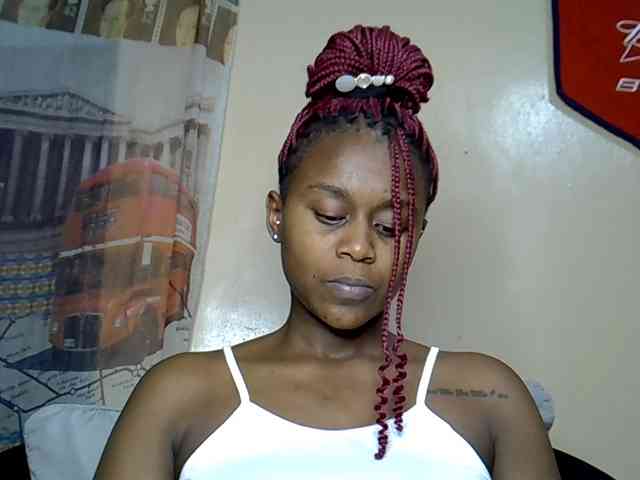 LAYLAAH webcam