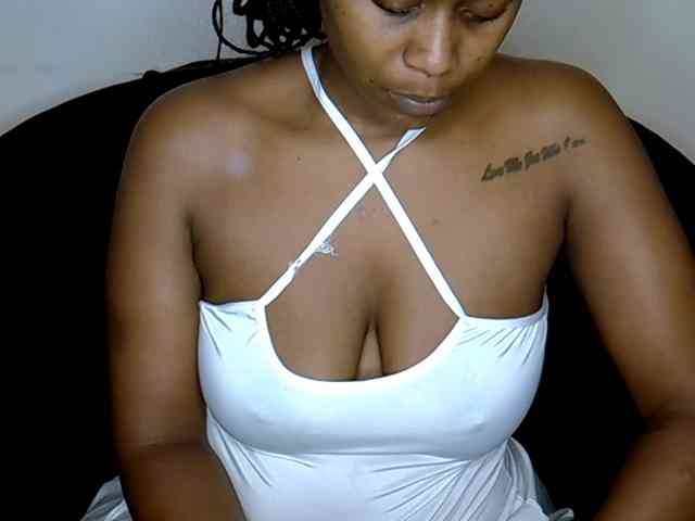 Model: SquirtLaylaah