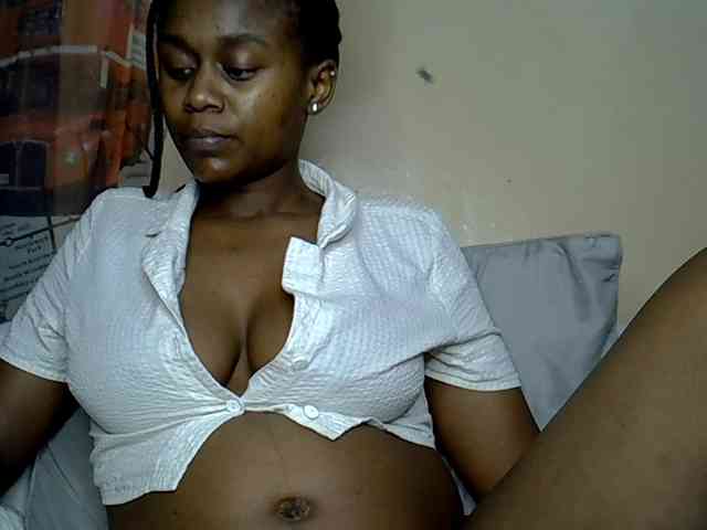 LAYLAAH webcam