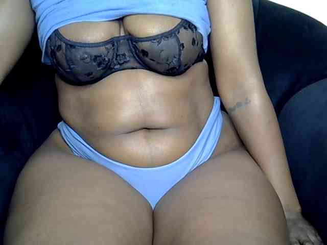 Model: SquirtLaylaah