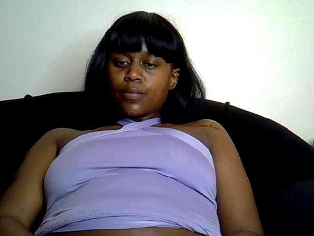 LAYLAAH webcam