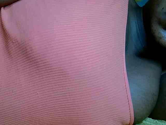 LAYLAAH webcam