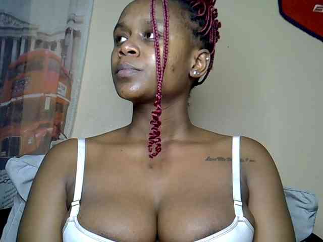 LAYLAAH webcam
