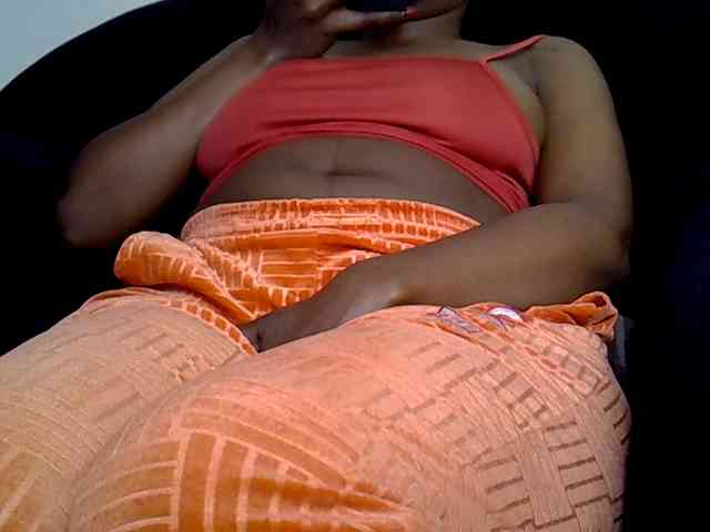 LAYLAAH webcam