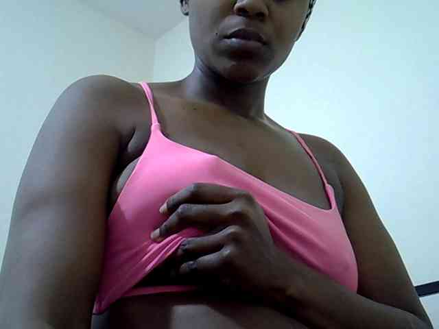 LAYLAAH webcam