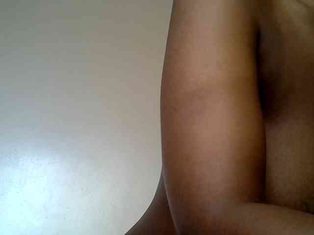 LAYLAAH webcam