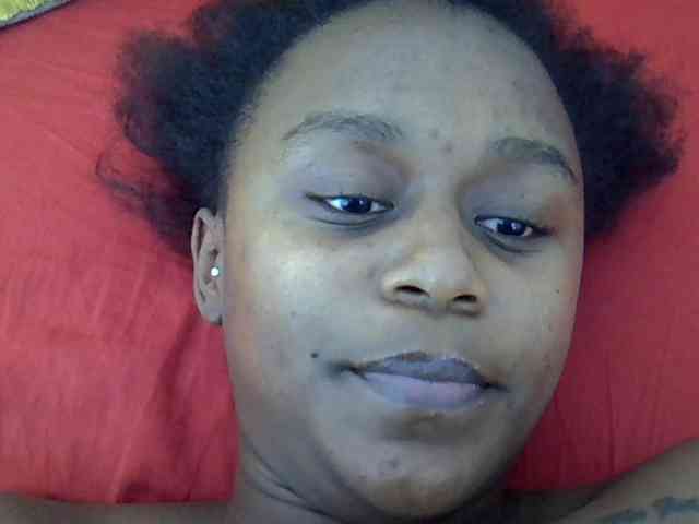 LAYLAAH webcam