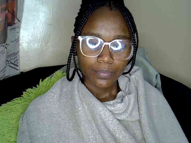 LAYLAAH webcam