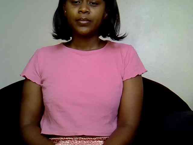 LAYLAAH webcam