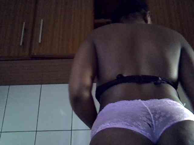 LAYLAAH webcam