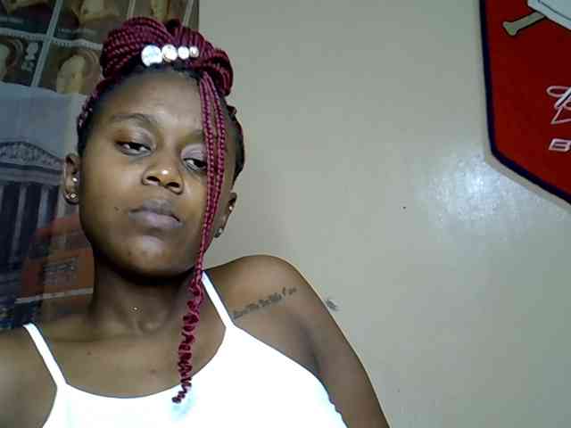 LAYLAAH webcam