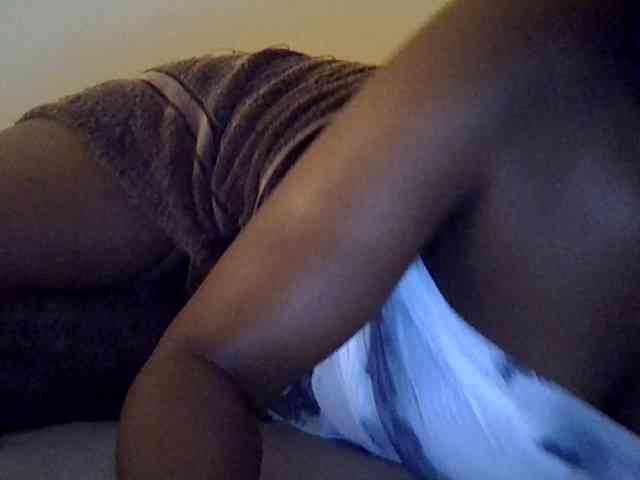 LAYLAAH webcam