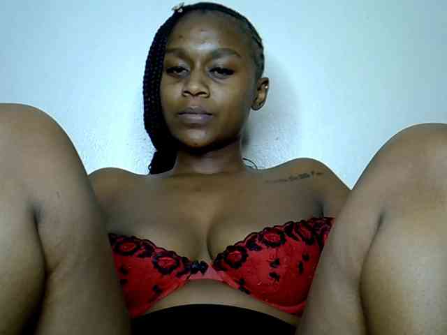 Model: SquirtLaylaah
