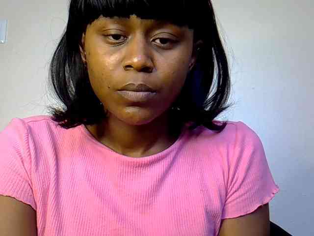 LAYLAAH webcam