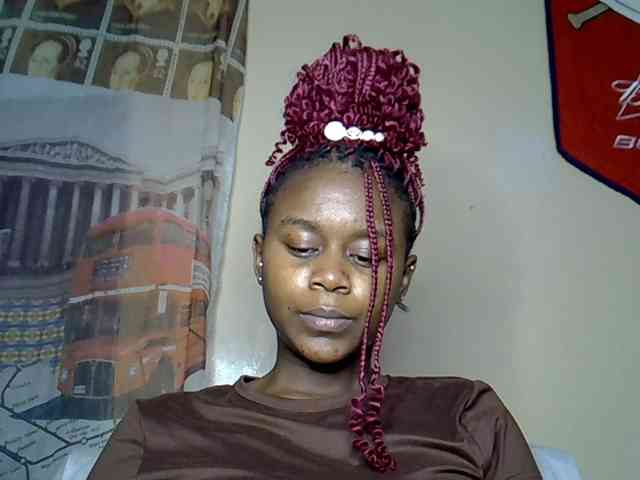 LAYLAAH webcam