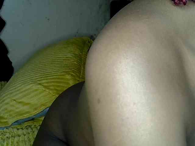 Modella: LAYLAAH