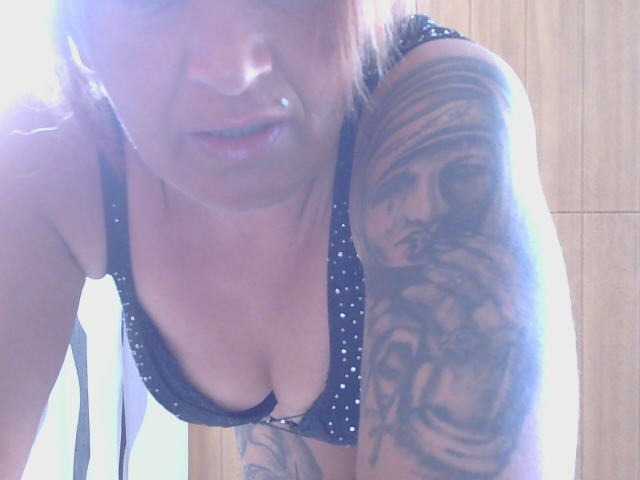 Messi001 live cam on BongaCams