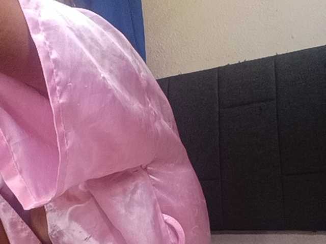 Dollyrose live cam preview