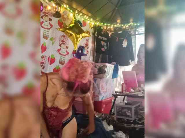 Dollyrose webcam